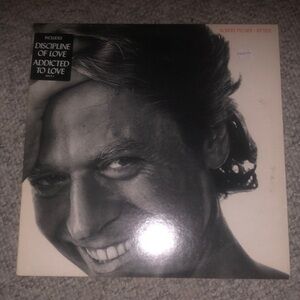 Robert Palmer Addicted To Love LP